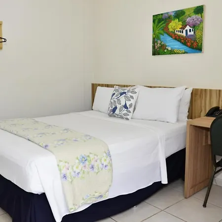 Cr Hotel Bueno-3
